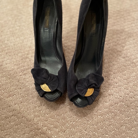 Authentic Louis Vuitton pump - Picture 4 of 4
